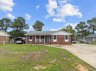 3581 Ireland Dr, Hope Mills, NC 28348