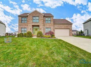 26405 Spring Trace Dr, Perrysburg, OH 43551