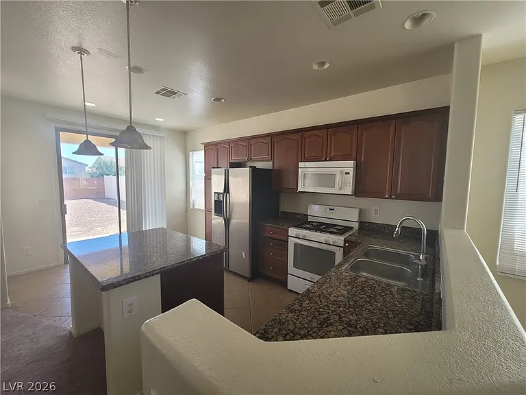 3665 Remington Grove Ave — Photo 25