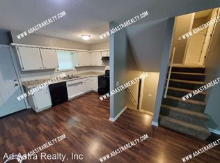 1512 E Elizabeth St, Olathe, KS 66061
