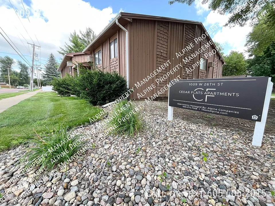 1009 W 26th St #12