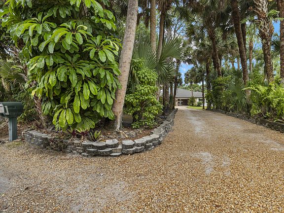 5th image of 8785 Thousand Pines Circle