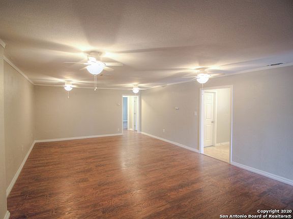 5th image of 6888 Montgomery Dr #1
