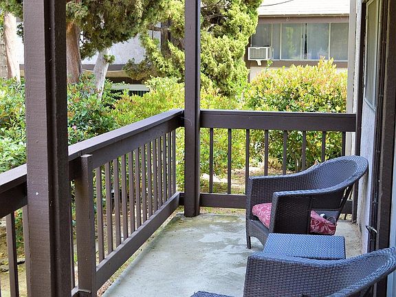 5th image of 302 S Miraleste Dr Unit 14