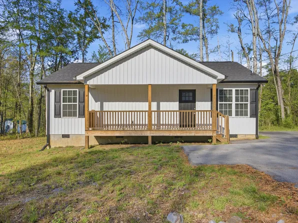 134 Buster Ln, Rocky Face, GA 30740