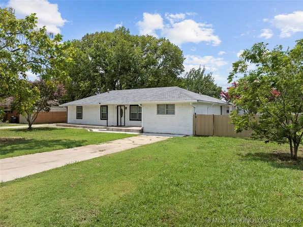 1104 Veterans Ave, Marietta, OK 73448