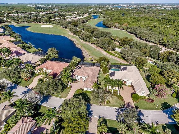 3rd image of 6941 Misty Lake Ct
