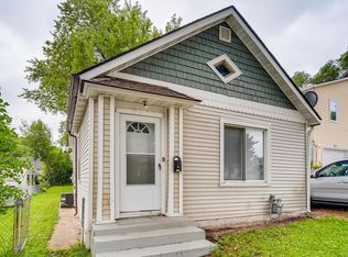 890 Wilson Ave, Saint Paul, MN 55106