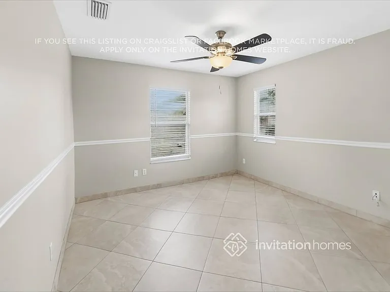 9761 Oak Crest Rd — Photo 17