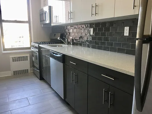 Rented by Premier One Realty LLC | media 5