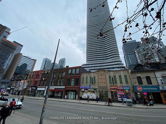 4th image of 555 Yonge St #407