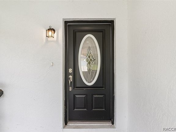 4th image of 370 E Finland Ln