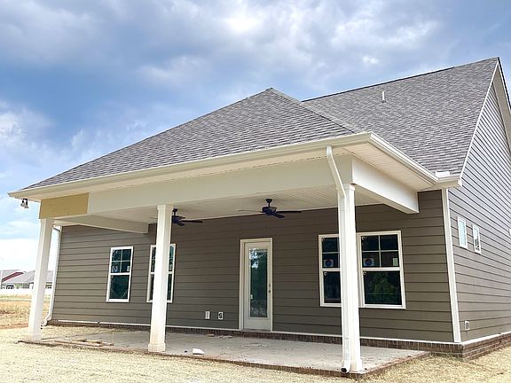 JUMBO covered back Patio 6 2