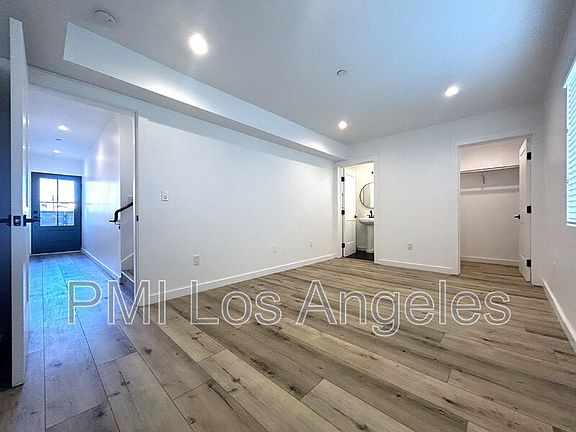 2nd image of 4177 1/2 S Normandie Ave