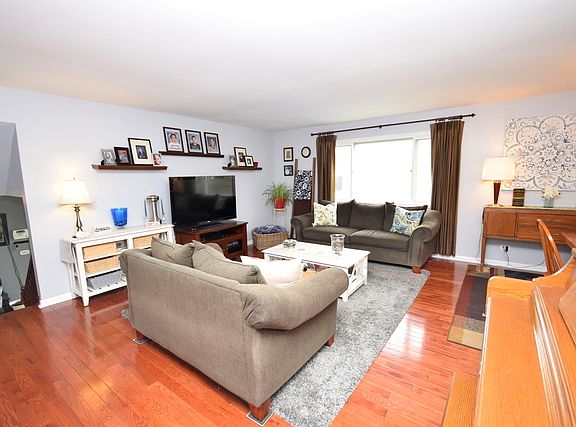 5th image of 1430 Parker Pl