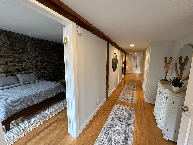 1141 Albany Post Rd #3 — Photo 4