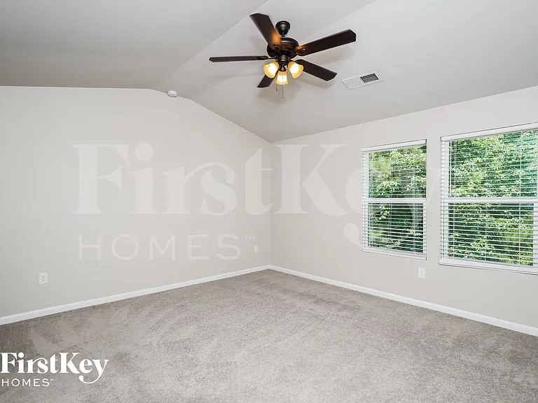 2550 Wood Bend Ln — Photo 8