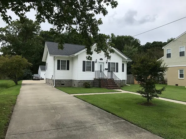 1044 Poquoson Ave, Poquoson, VA 23662