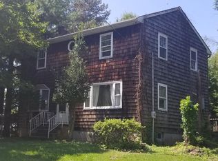 21 Water St, Colonia, NJ 07067