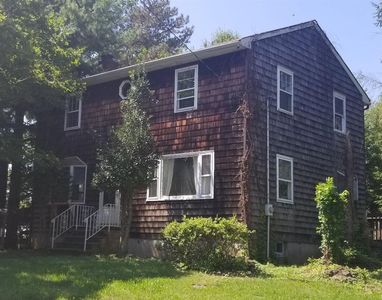 21 Water St, Colonia, NJ, 07067