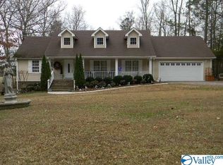 227 Sharp Rd, Somerville, AL 35670