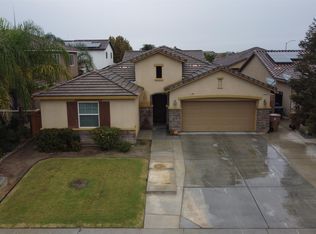 5910 Amber Ridge Dr, Bakersfield, CA 93313