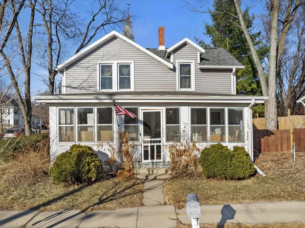 102 E North St, Cambridge, WI 53523