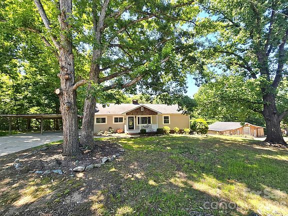 2nd image of 29386 Nelson Mountain Rd