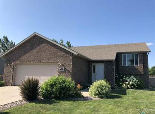 200 Jessica St, Worthing, SD 57077