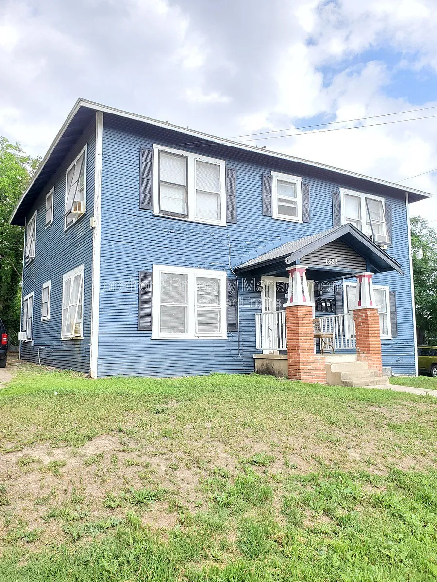 Building Photo - 1822 N Olive St #3