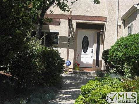 2nd image of 23966 Green Haven Ln