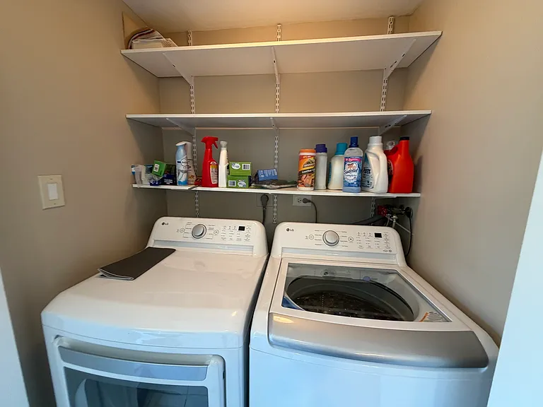 460 Meadow Hill Ln — Photo 7