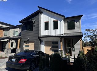 5713 W A St #4B, West Linn, OR