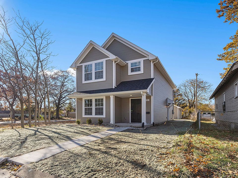 1st image of 934 Maple Ave