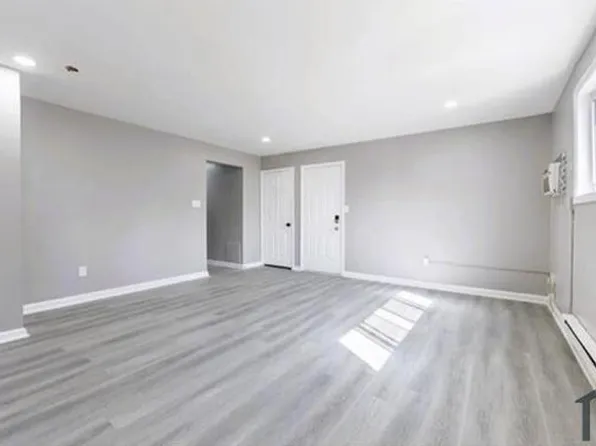 3416 Alto Rd, Baltimore, MD 21216