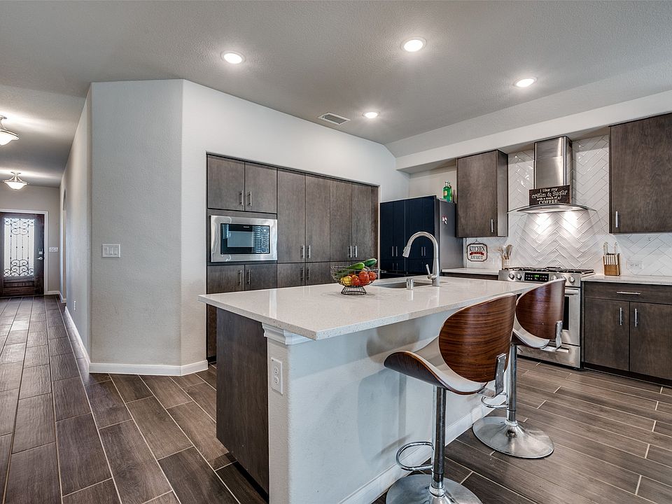 1st image of 1220 Mill Pl