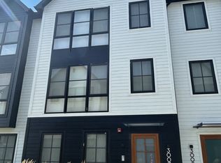 3007 Birch Ln, River Grove, IL 60171