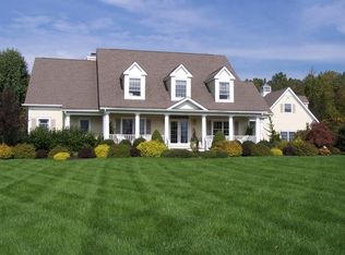 2 Glencree Ln, Lebanon, NJ 08833