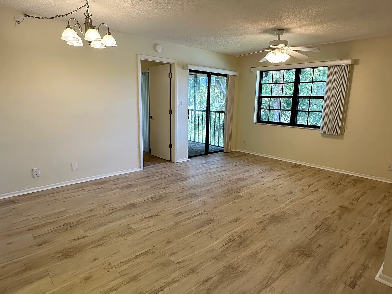 19505 Quesada Ave — Photo 3