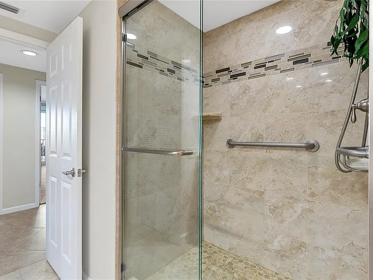 150 Belleview Blvd #508 — Photo 14