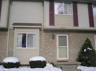 30785 Plum Lane Dr, Madison Heights, MI 48071