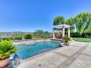 17 River Rock Dr, Coto De Caza, CA 92679