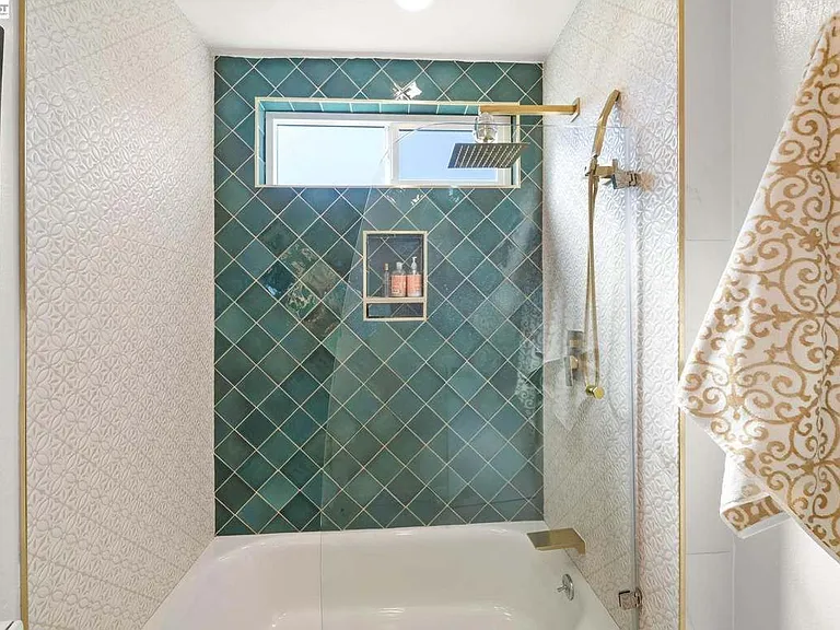 35290 Farnham Dr — Photo 34