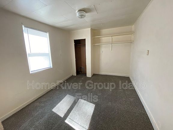 3rd image of 2001 W Broadway St APT 18
