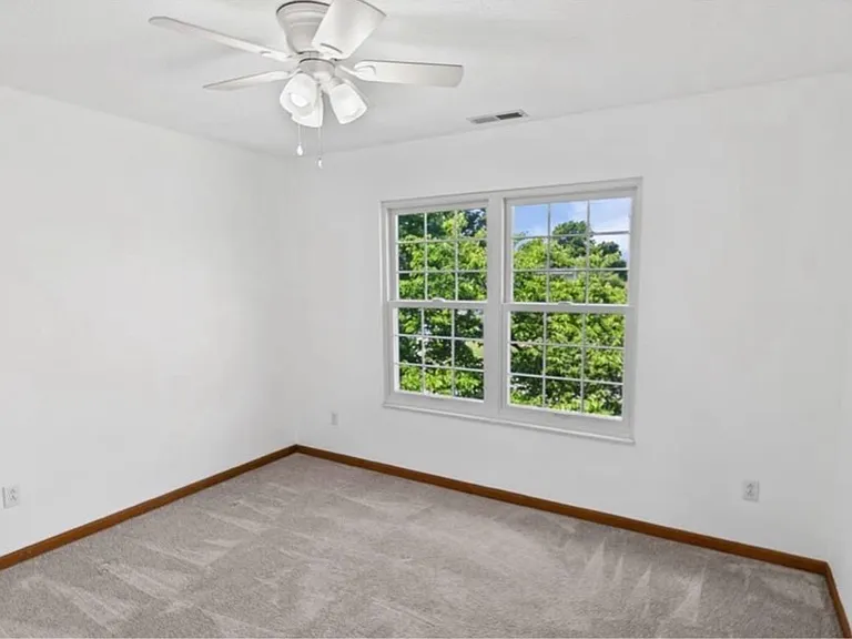935 Natasha Cir — Photo 14