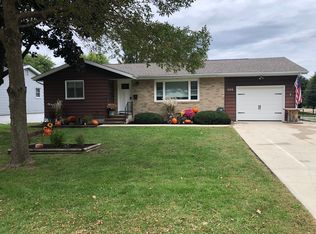 526 5th Ave E, Cresco, IA 52136