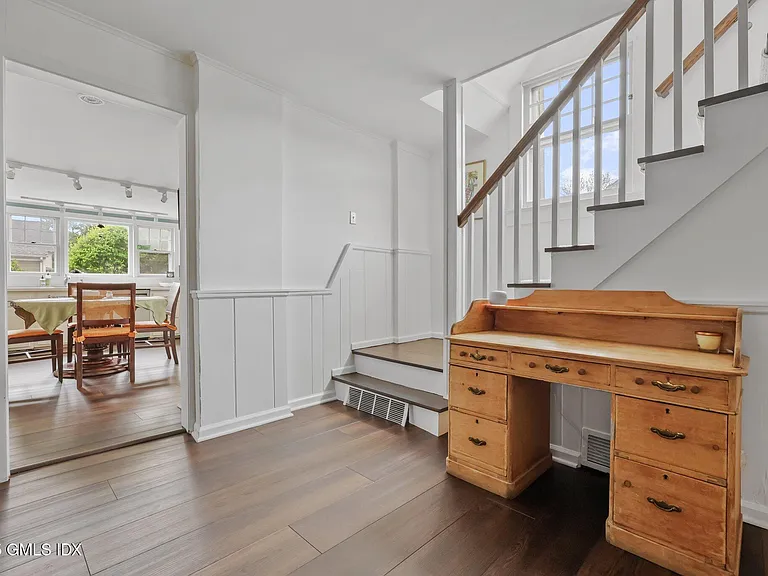 1 Cherry Ln — Photo 17