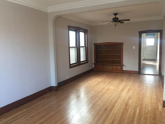 3rd image of 1436 Lombard Ave #2