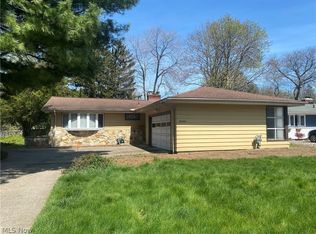 30626 Webster Rd, Bay Village, OH 44140