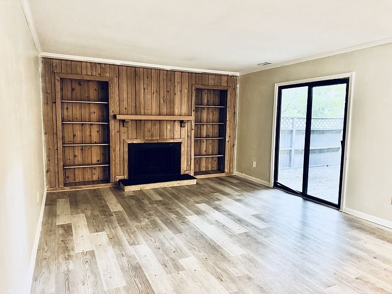 1st image of 202 Finley Forest Dr #1
